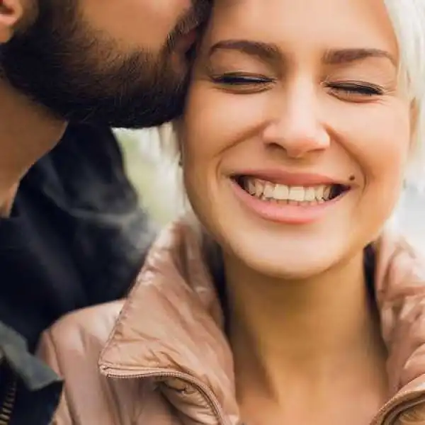 Scientists Invent New Spray That Helps You Last Longer in the Bedroom... It Takes Just 5 Minutes to Work